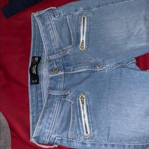 New hollister jean
